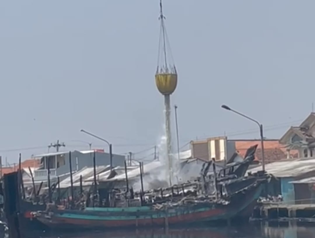 Kebakaran Kapal di Pelabuhan Tegal Jadi yang Terbesar, Ini Faktor Penyebabnya