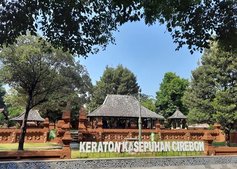 Wisata Budaya di Cirebon? Ini 5 Spot yang Wajib Kamu Tahu!