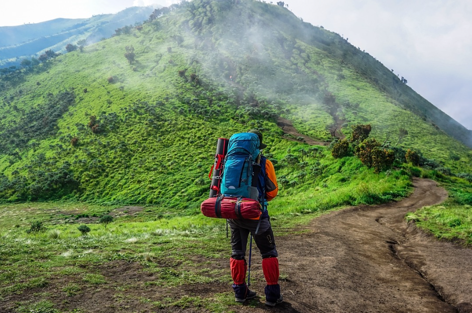 7 Wisata Petualangan di Tegal: Offroad, Trekking, dan Camping Terbaik 2025