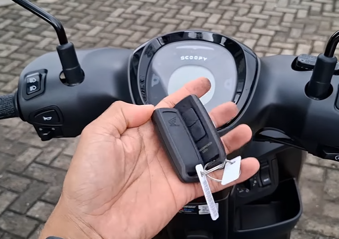 Keamanan Maksimal! Ini Fitur Anti Maling Honda Scoopy 2025 yang Bikin Parkir Gak Waswas Lagi