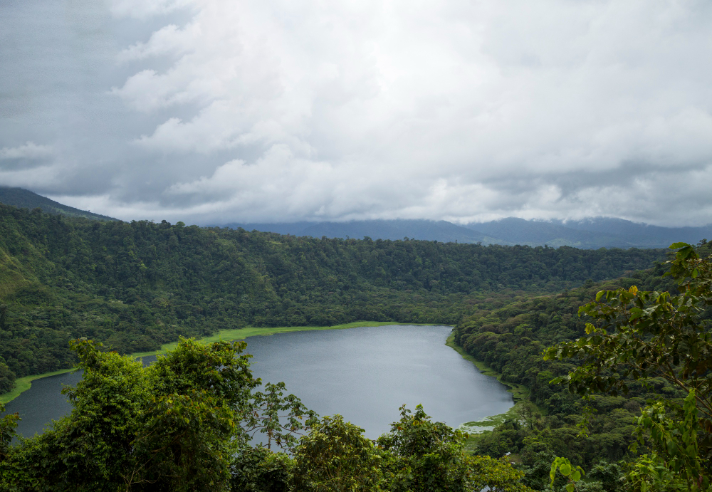 5 Danau Paling Angker di Jawa dengan Mitos yang Bikin Merinding, Ada yang Jadi Tempat Mandi Para Dewi?