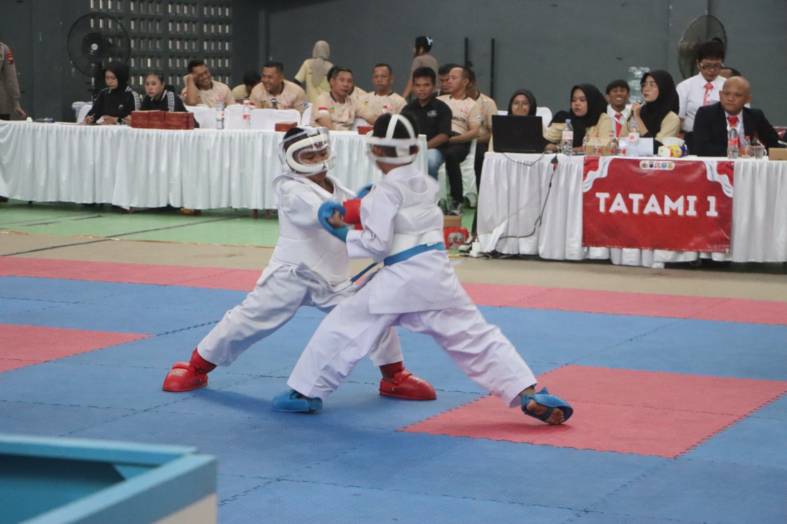 21 Dojo Ikuti Kejuaraan Karate Terbuka di Tegal