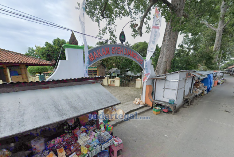 6 Tempat Wisata Religi di Pati yang Ramai Dikunjungi Peziarah