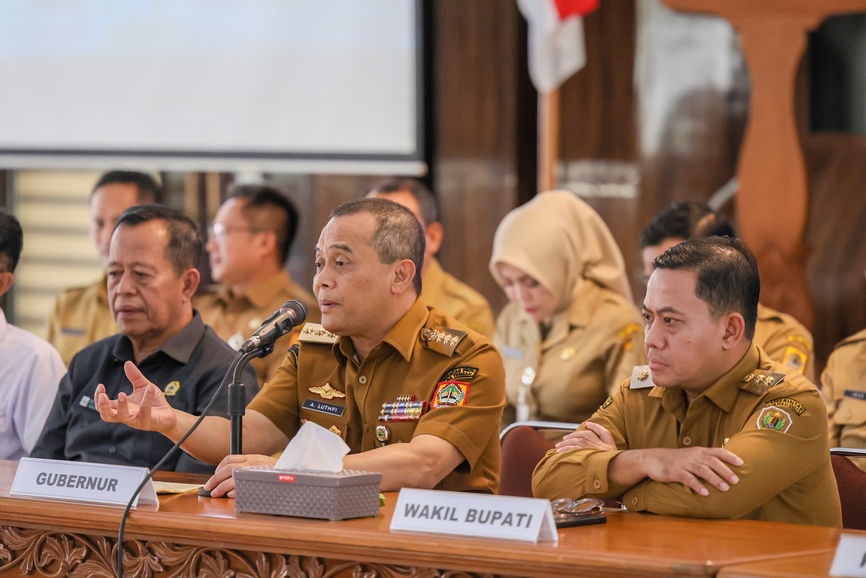 Sikapi Dinamika yang Terjadi, Gubernur Ahmad Luthfi Minta Pemkab Pekalongan Optimalkan Pelayanan