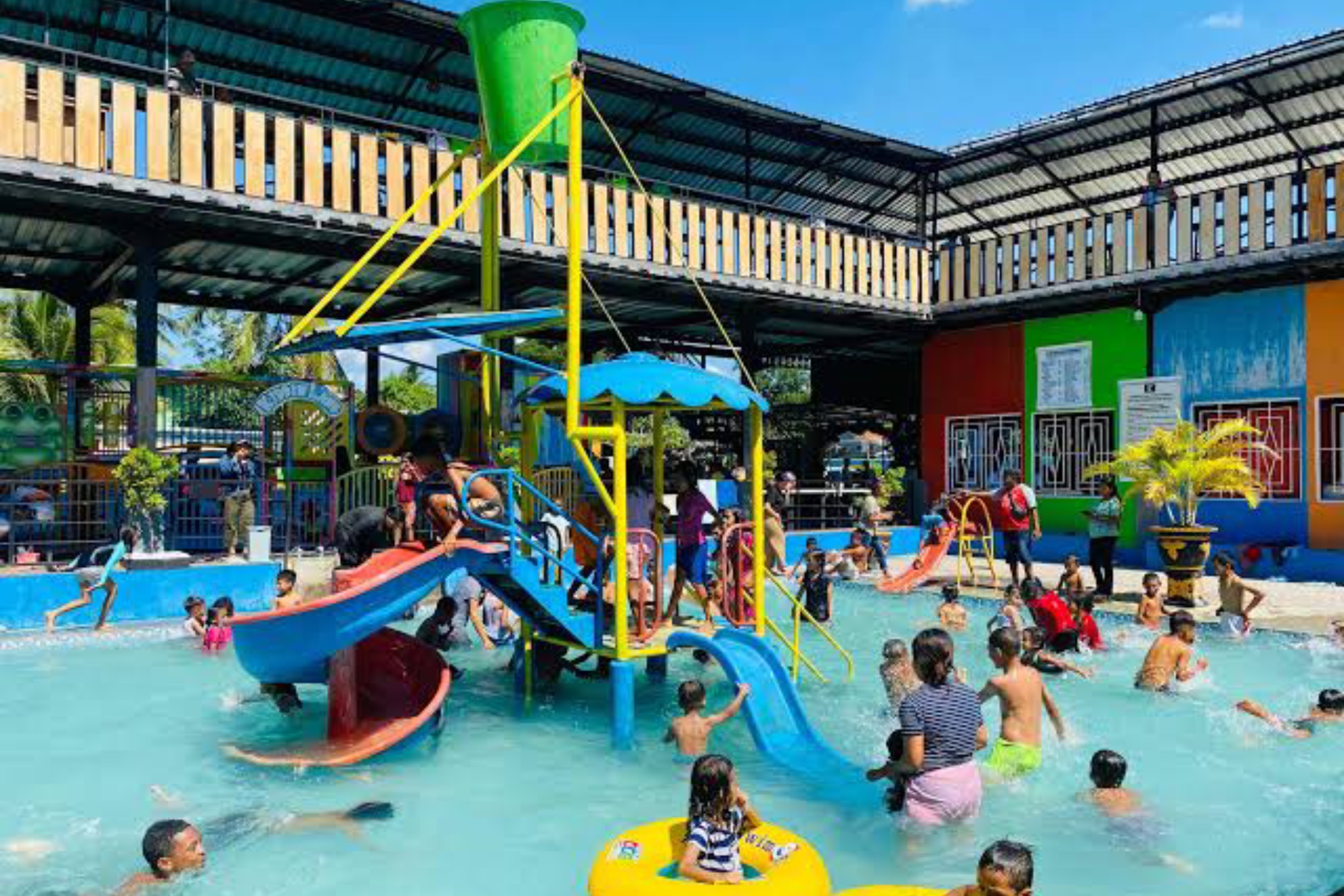 3 Kolam Renang di Kudus yang Cocok untuk Wisata Keluarga, Nomor 2 Punya Wahana Anak Super Seru!