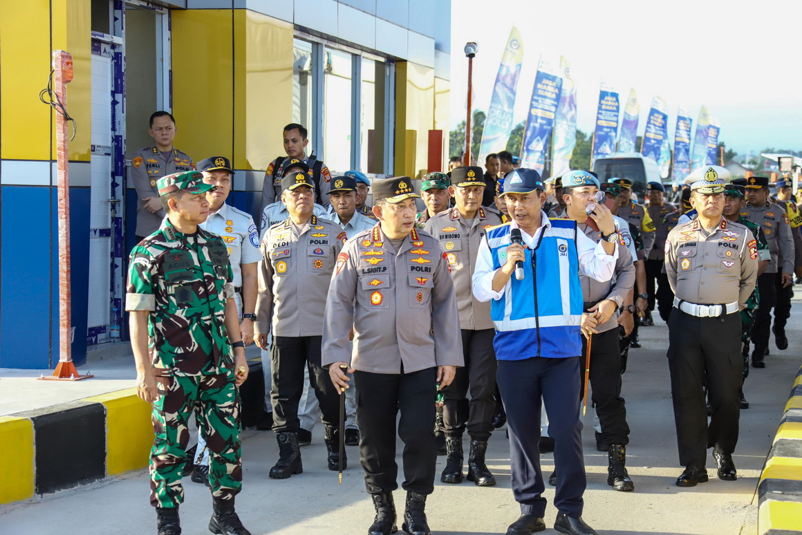 Arus Mudik Nataru 2025, Jalur Tol Jateng dan Fungsional Solo-Jogja Siap Dilalui Pemudik 