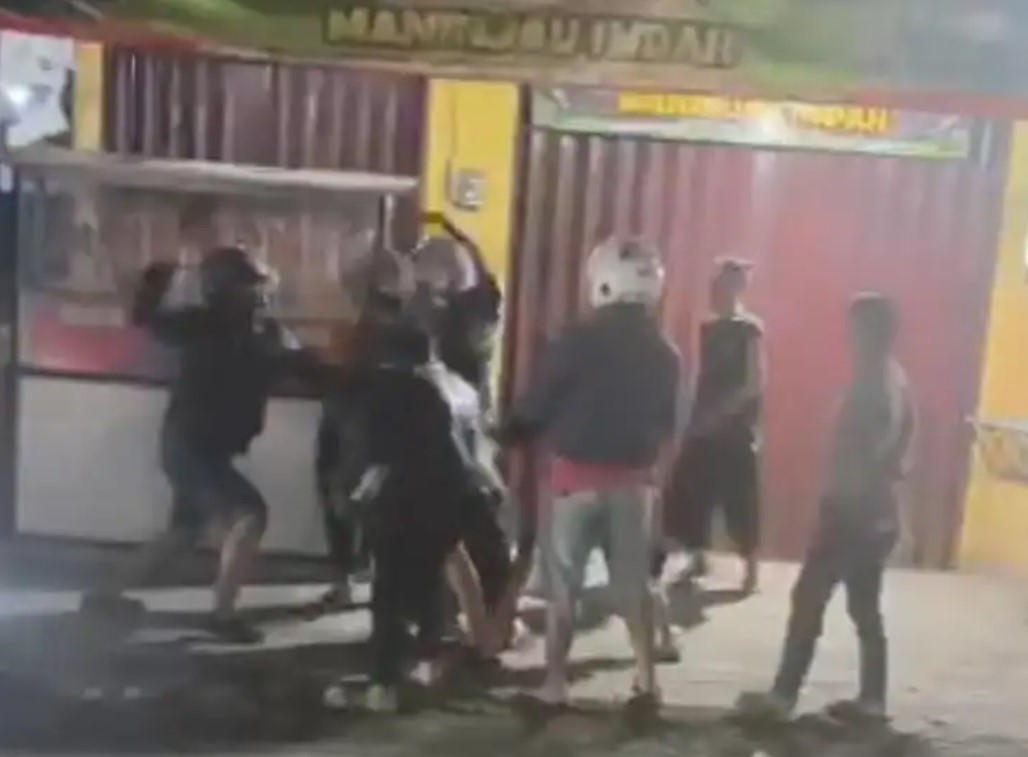 Video Ustadz Dikeroyok di Banten oleh Oknum Bank Keliling usai Pulang dari RS Viral, Ini Kronologinya  