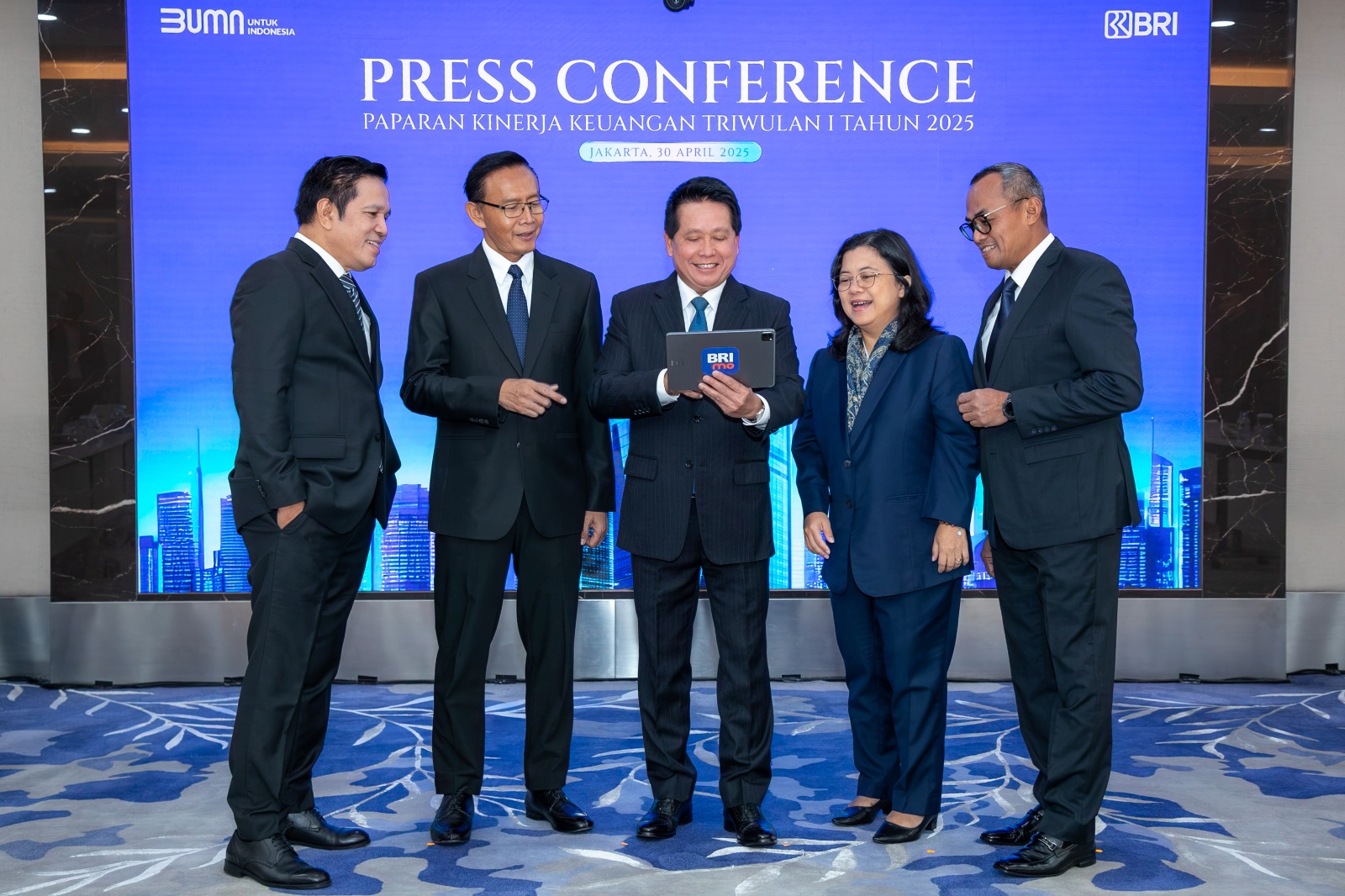 Luar Biasa! BRI Catatkan Laba Rp13,8 Triliun di Tengah Dinamika Ekonomi Global  