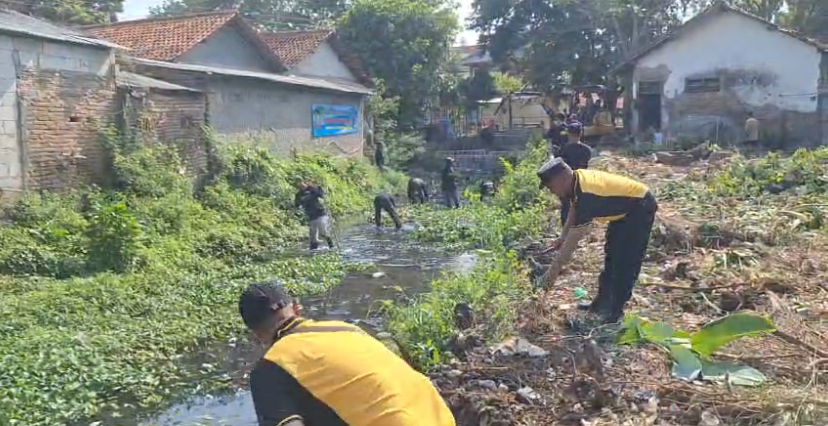 Cegah Banjir di Brebes, Sugai Cigenjik Dibersihkan