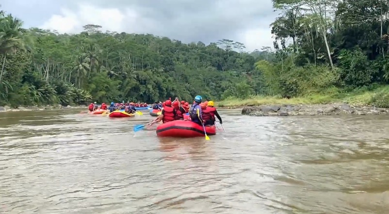 3 Wisata Penguji Adrenalin di Jateng, yang Suka Ekstrem Merapat