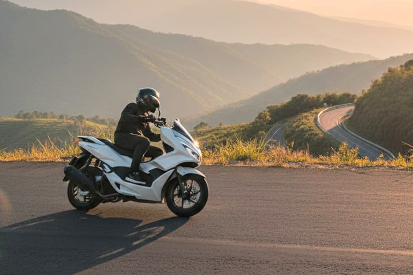 Bergaya Miring di Pegunungan, Safety Riding Astra Jateng Ingatkan Batas-batasnya