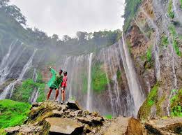 Mitos Air Terjun Tumpak Sewu: Konon Airnya Bisa Bikin Awet Muda Selamanya