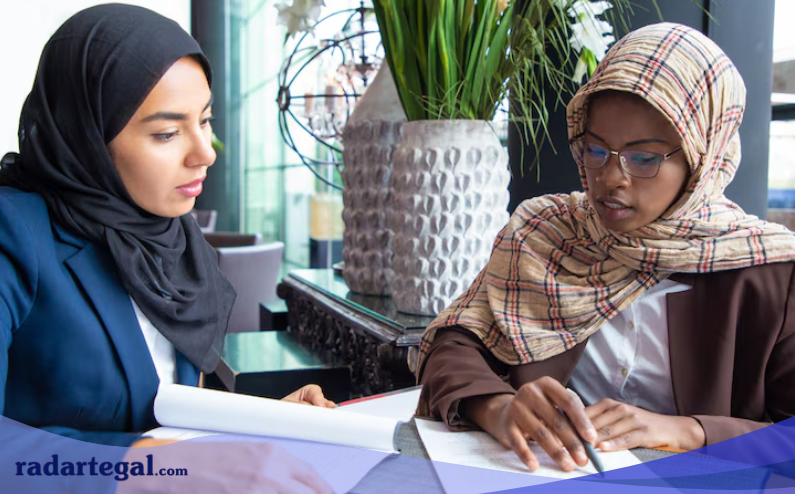 Awas! 8 Pinjol Ilegal Berkedok Syariah yang Masih Beredar Mei 2025