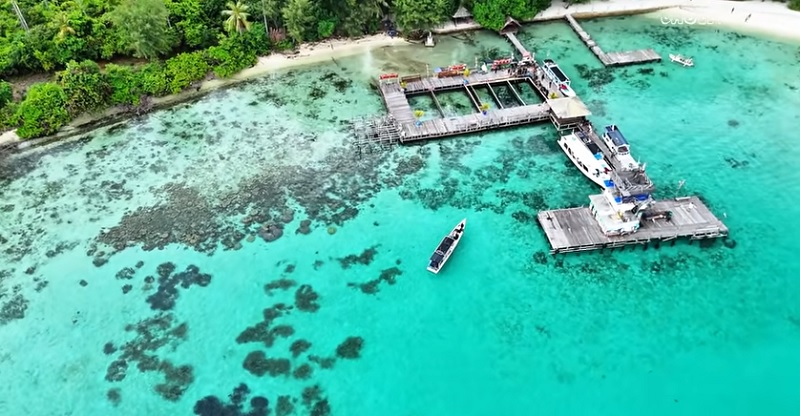 5 Pantai Eksotis di Jawa Tengah yang Lokasinya Tersembunyi