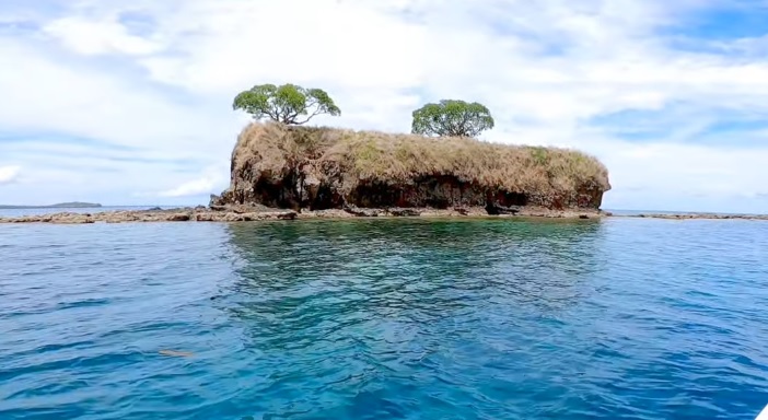 Mitos Pulau Ular di Bima, Konon dari Kapal Portugis Terkutuk