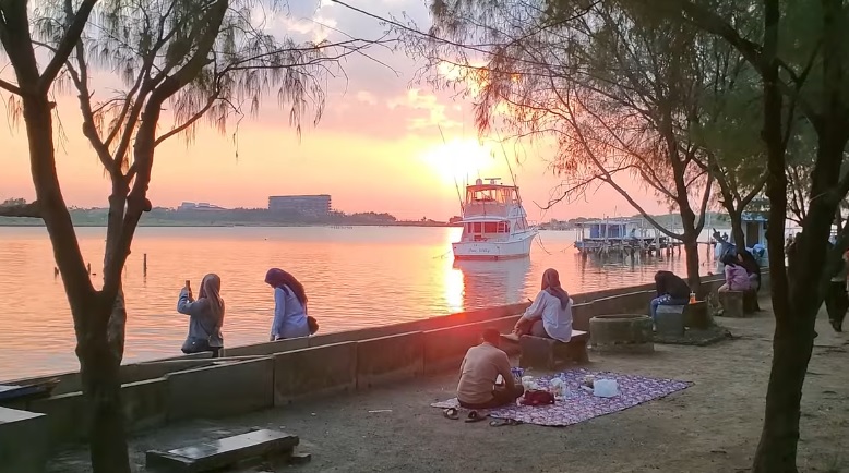 5 Spot Sunset di Semarang dengan Suasana yang Beda