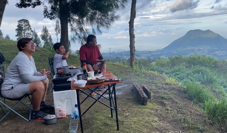 4 Spot Camping di Semarang View Pegunungan Fasilitas Lengkap