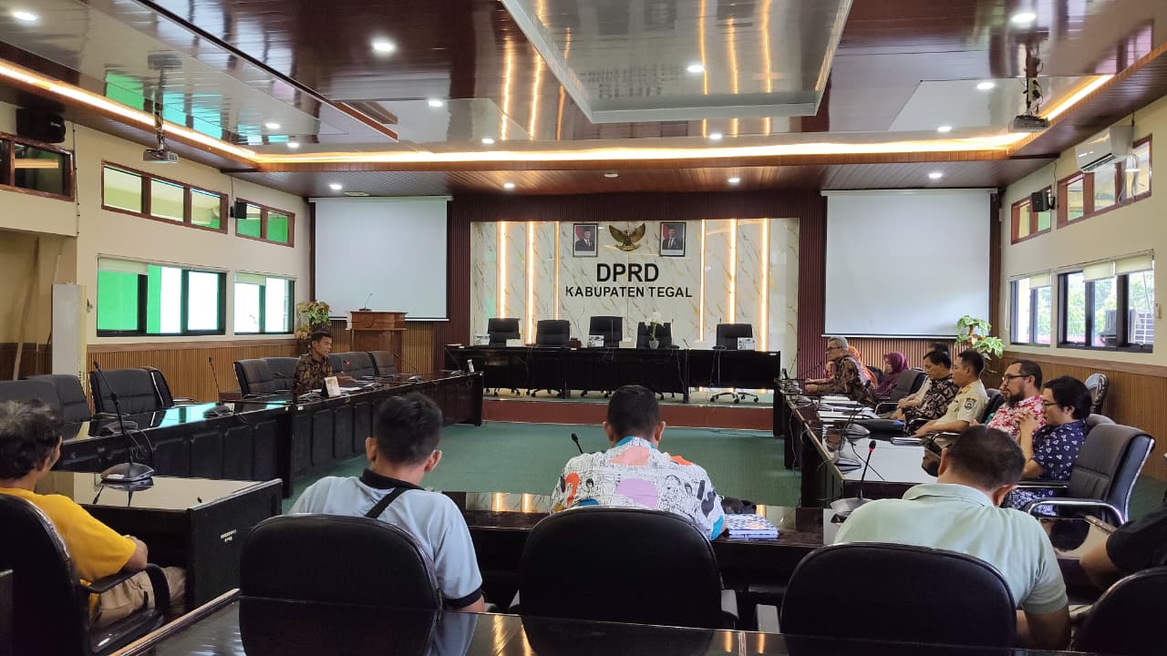 Minta Izin Berjualan, PKL Gajahmada Slawi Mengadu ke DPRD Kabupaten Tegal 