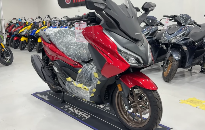 Review Honda Forza 250 2025 dari Desain, Fitur dan Performa, Cek di Sini sebelum Beli