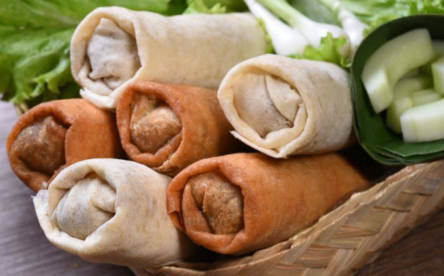 Rahasia Nikmat Lumpia Rebus Semarang, Alternatif Tanpa Goreng yang Tetap Lezat