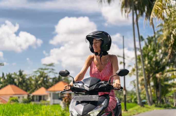 4 Skutik Honda yang Mumpuni Dibawa Perjalanan Jarak Menengah
