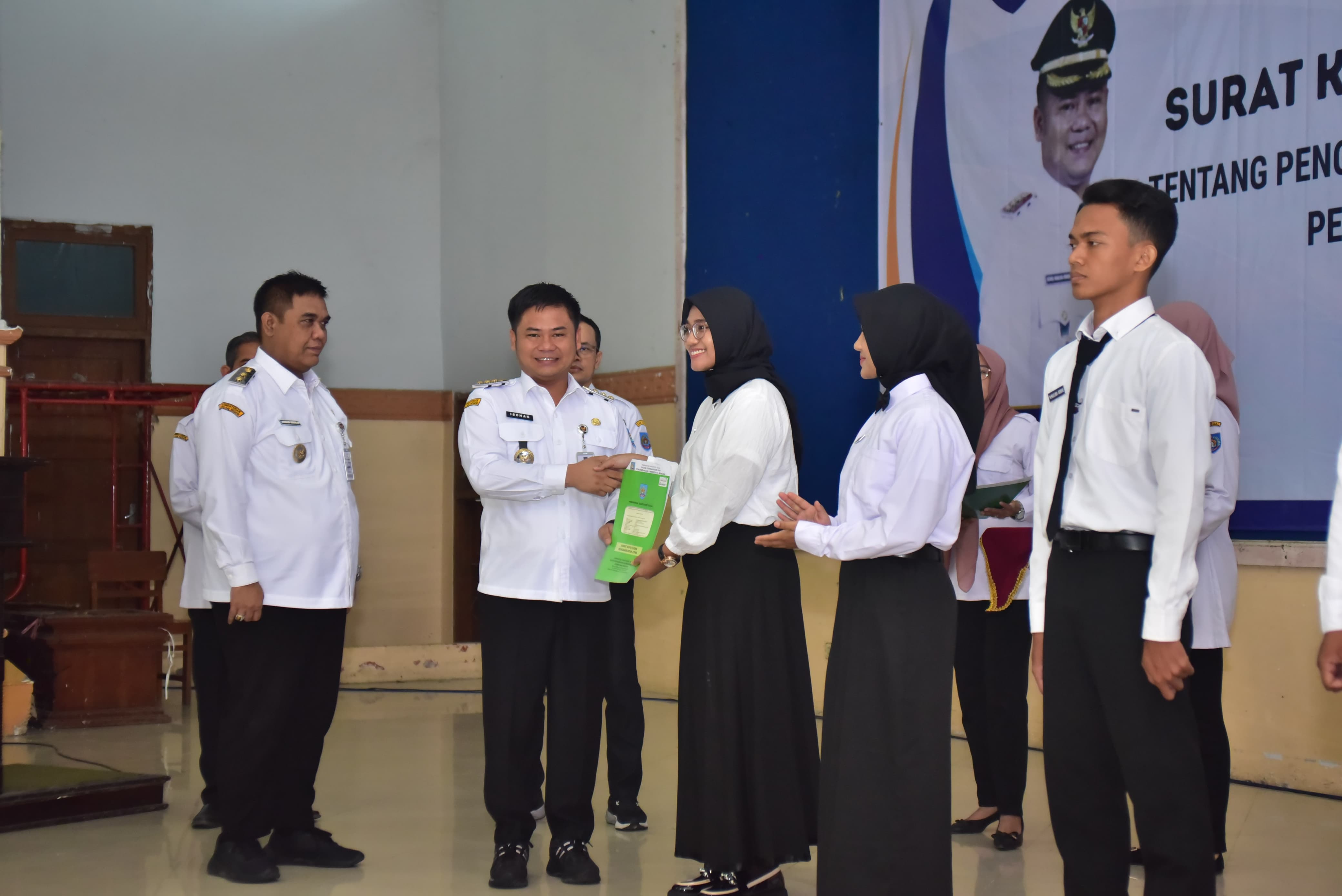 294 CPNS Kabupaten Tegal Terima SK Pengangkatan, Ini Pesan Bupati Ischak