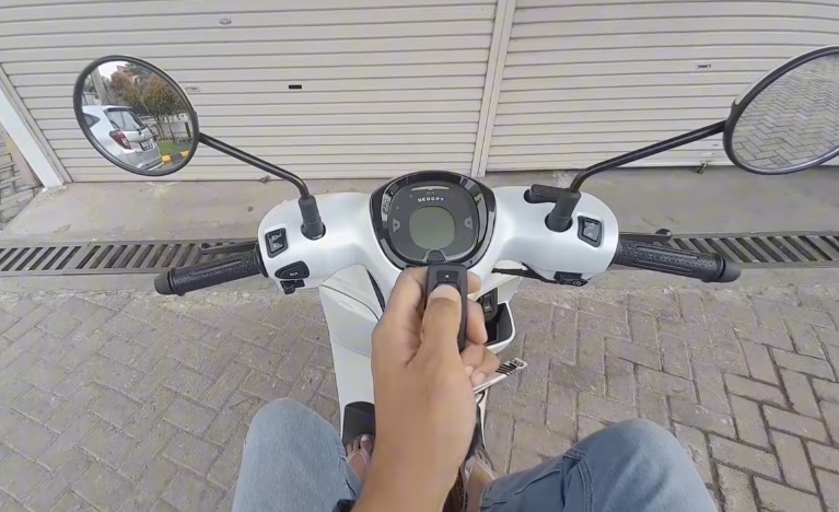 Cara Penggunaan Smart Key System di Honda Scoopy 2025, Tidur Tambah Nyenyak