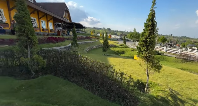 4 Wisata Pedesaan Ala Eropa di Jawa Tengah Paling Diminati