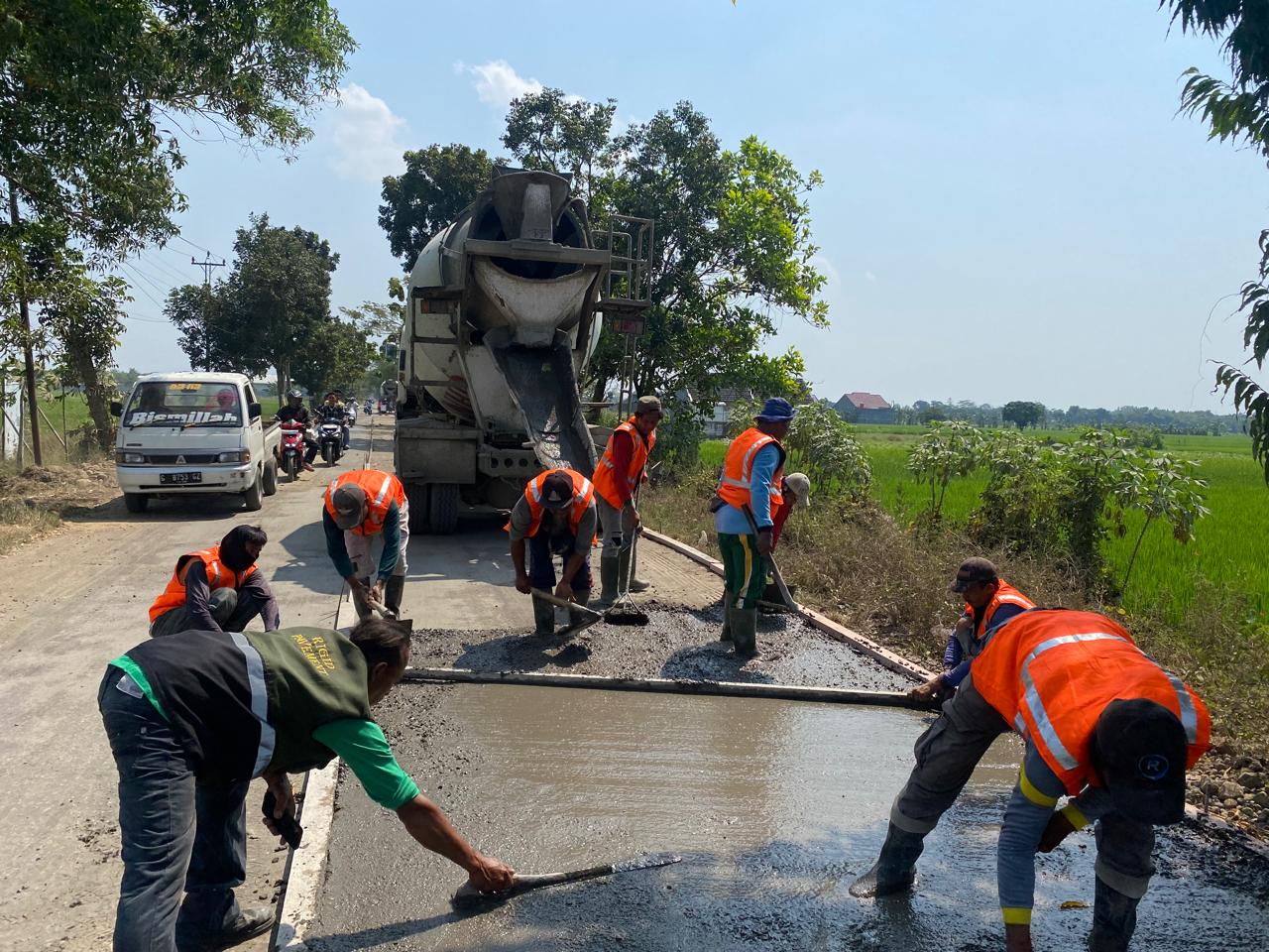  Jalan Balamoa-Bader Kabupaten Tegal Diperbaiki dengan Anggaran Rp1,3 Miliar, Warga Bilang Begini