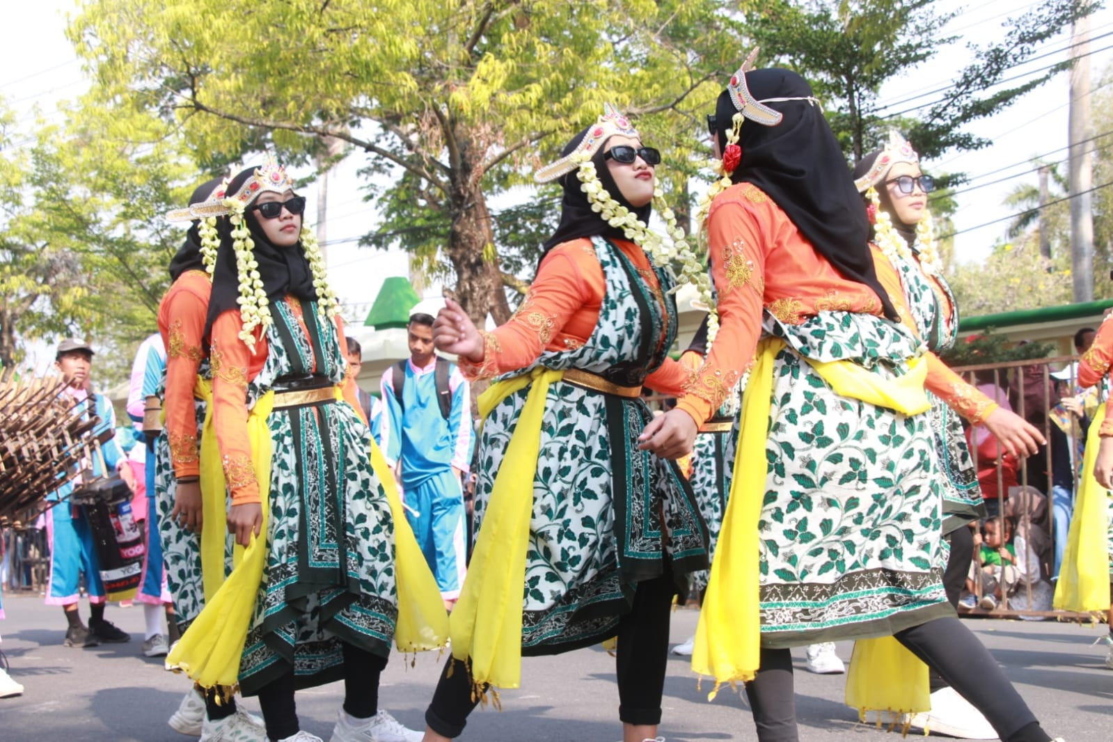 73 Kontingen Unjuk Kebolehan Dalam Karnaval Pelajar di Kabupaten Tegal