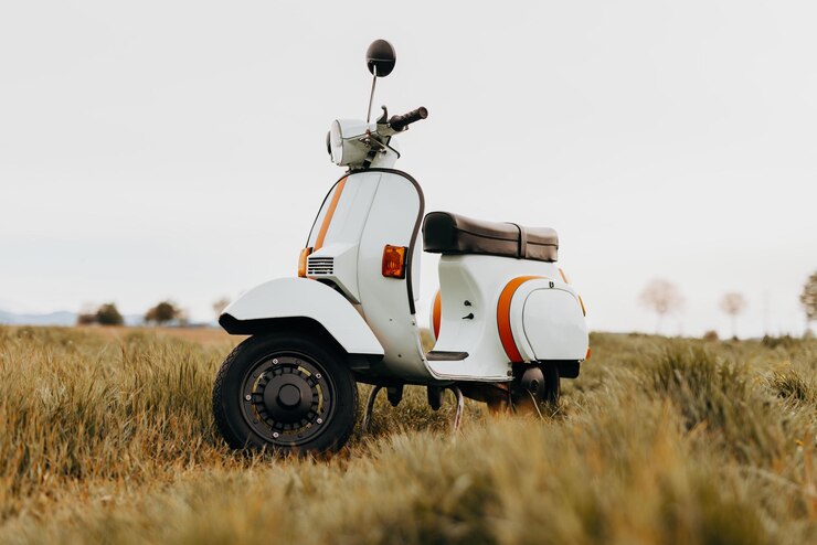 Cari Motor Mirip Vespa Versi Murah? Ini 5 Rekomendasi Terbaiknya Mulai Rp7 Jutaan Aja!