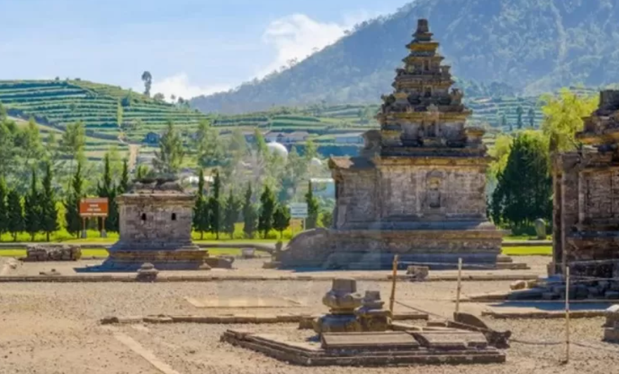 Liburan Edukatif, Yuk Ajak Keluarga Jelajahi Wisata Sejarah di Brebes!