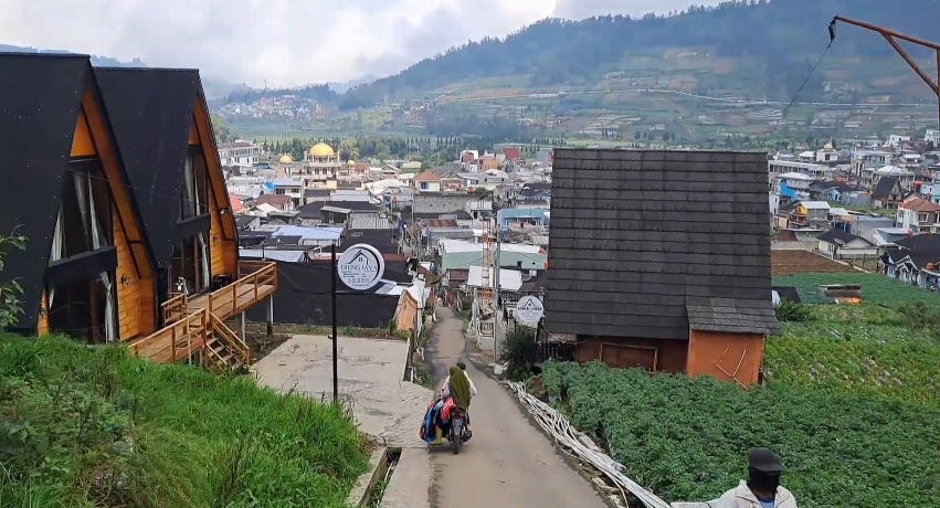 5 Penginapan Dieng View Gunung Terbaik Mulai Rp200 Ribuan per Malam
