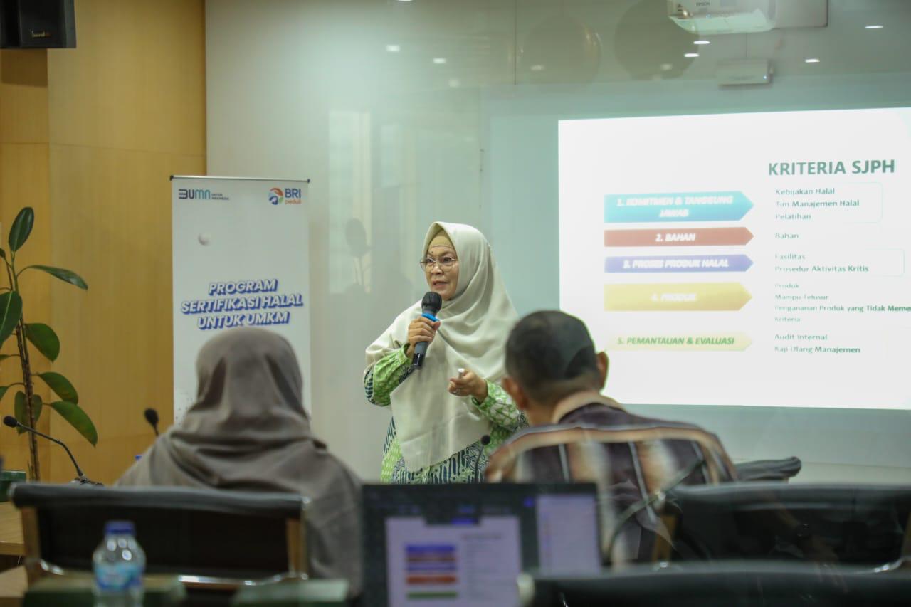 BRI Fasilitasi Sertifikasi Halal bagi UMKM Lewat Program BRI Peduli