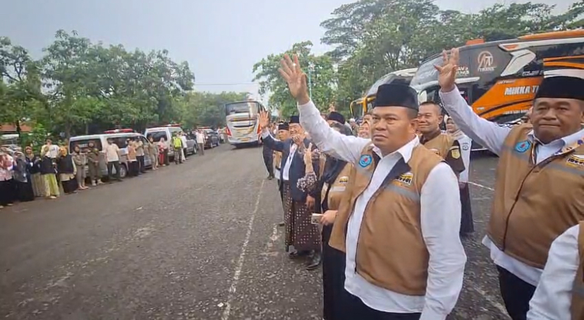 Hadiri Pelepasan Calon Haji, Ketua DPRD Brebes Berharap Bisa Berjalan Lancar