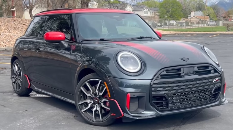 Mobil Listrik MINI JCW E Hadir dengan Spek Super Gahar, Harganya Fantastis!