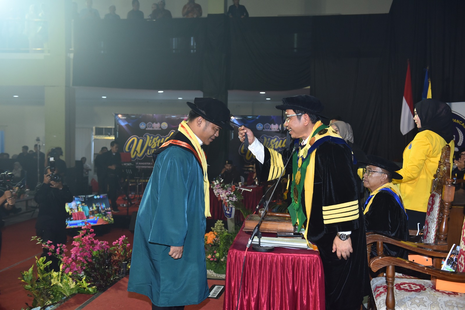 449 Wisudawan UPS Resmi Dikukuhkan, Wujudkan Lulusan Unggul dan Berdampak di Era Digital