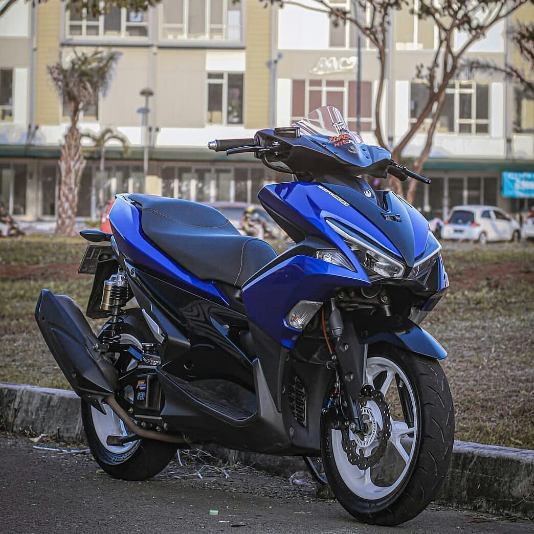 Spesifikasi Yamaha Aerox  155, Ada Tehnologi Blue Core &VVA dan Tetap Effesien Bakan Bakar, Alternatif Pilihan
