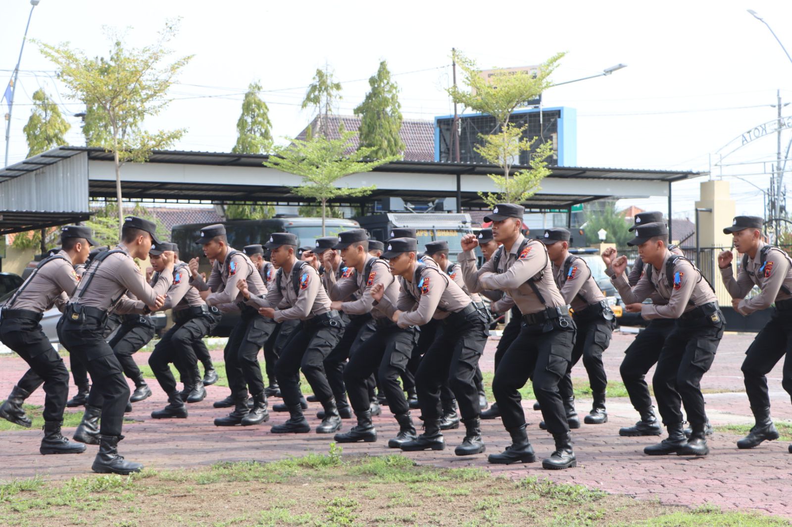 Lepas 25 Siswa Latja Diktukba Polri, Kapolres Tegal Kota Bilang Begini