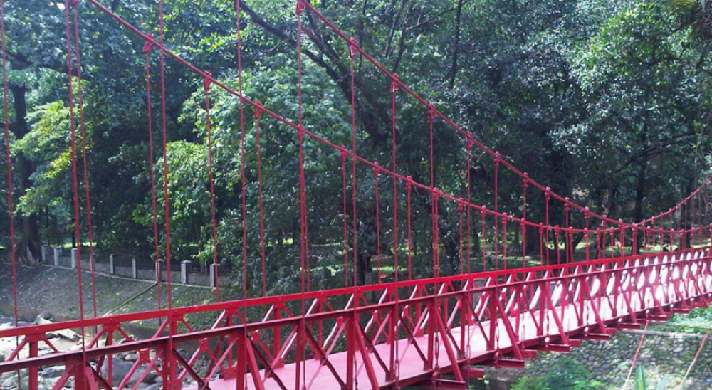 Mitos Serem Jembatan Cinta Bogor:  Kisah Romantis atau Legenda  Belaka?