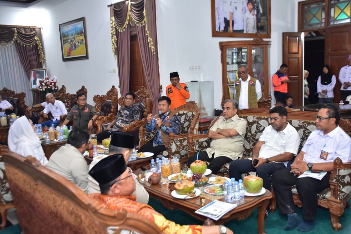 Terima Kunjungan Ketua MPR RI, Bupati Tegal Minta Penanganan Bencana Padasari Jadi Prioritas