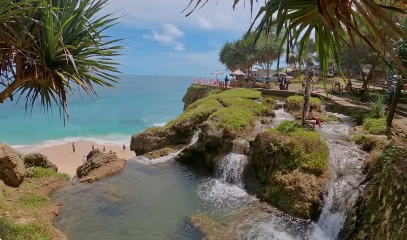 4 Hidden Gem di Jawa Timur Paling Memukau yang Wajib Dieksplor