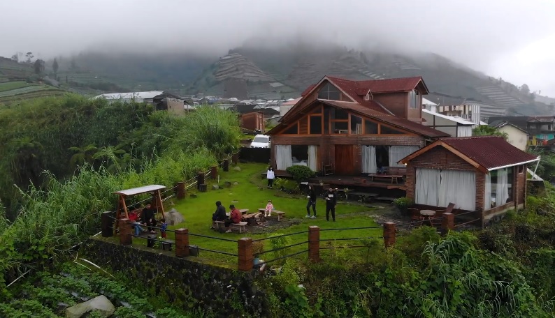 4 Homestay View Alam Terbaik di Banjarnegara, Mulai Rp100 Ribuan