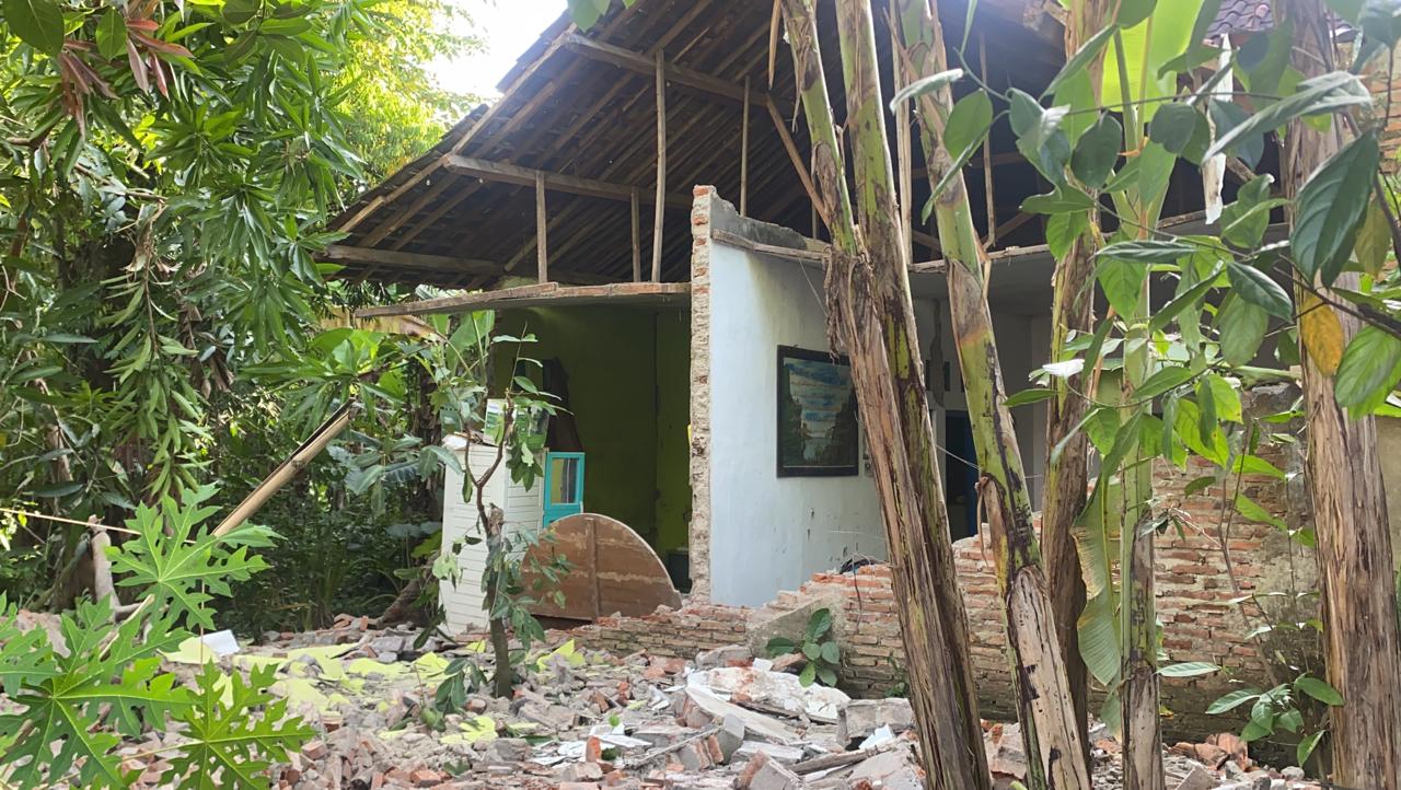 10 Desa di Batang Terdampak Gempa Bumi M 4,6, Masjid Agung dan Belasan Rumah Ikut Rusak  