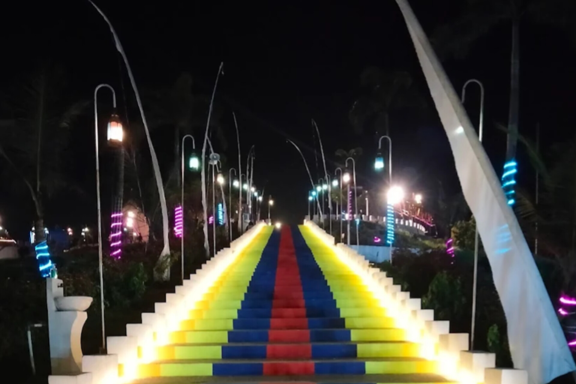 5 Tempat Wisata Malam di Cilacap yang Wajib Dikunjungi Pecinta Kuliner