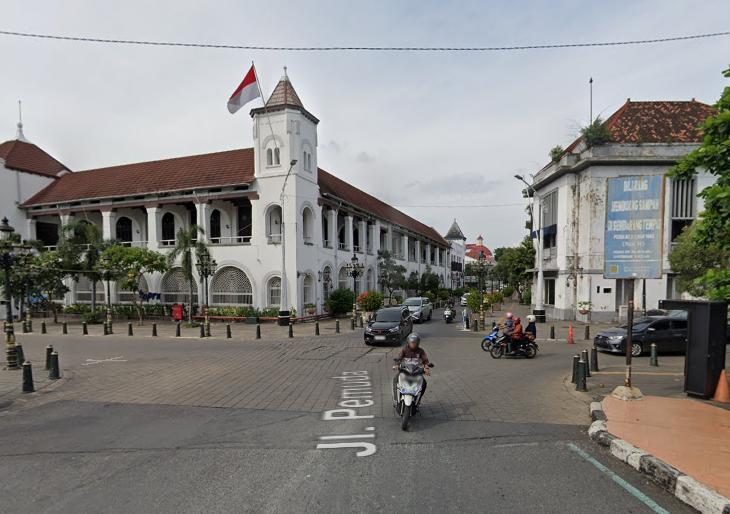 Modal Rp150.000, Ini Tips Liburan Hemat di Semarang dengan Transportasi Umum