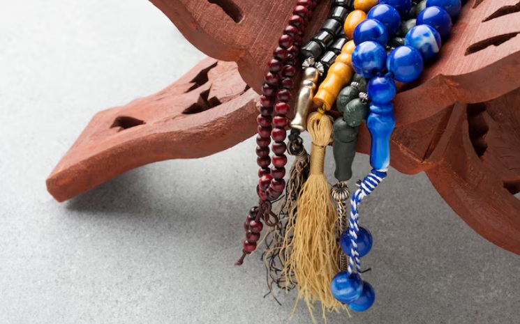 Malam Jumat Kliwon Sering Dikaitkan dengan Mitos dan Hal Mistis, Ini Asal Mulanya 