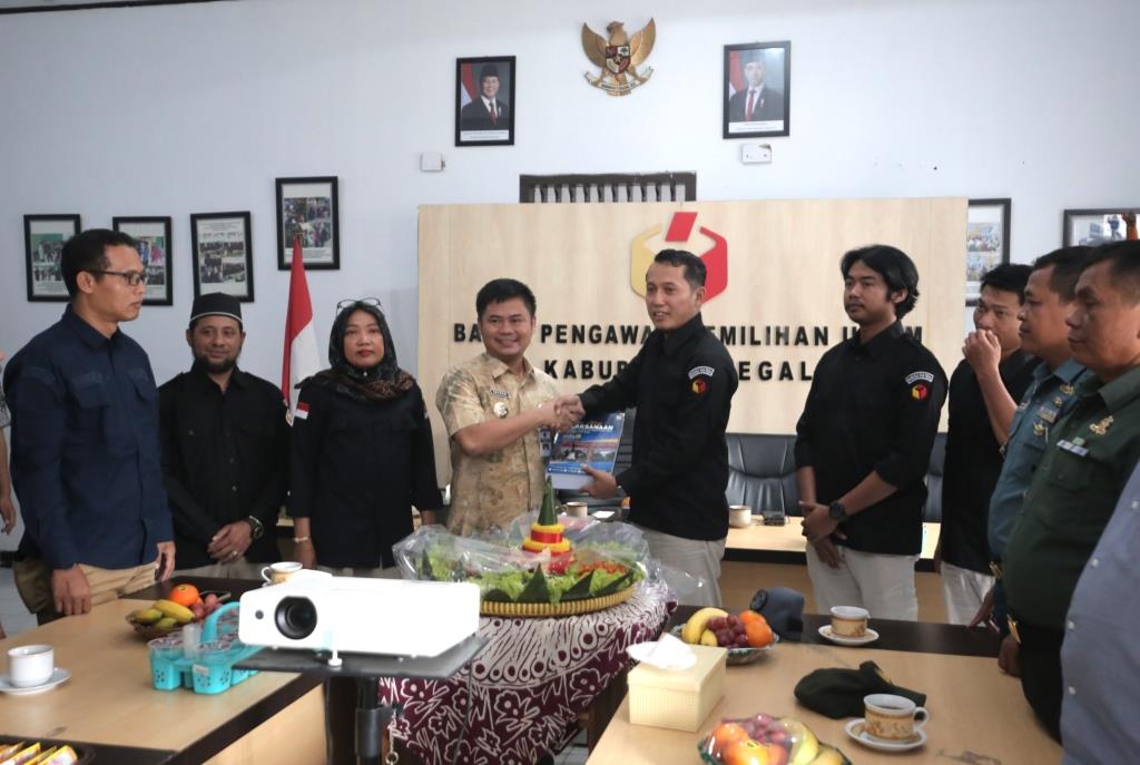 Tasyakuran HUT ke-17 Bawaslu di Kabupaten Tegal, Bupati Beri Penilaian Ini