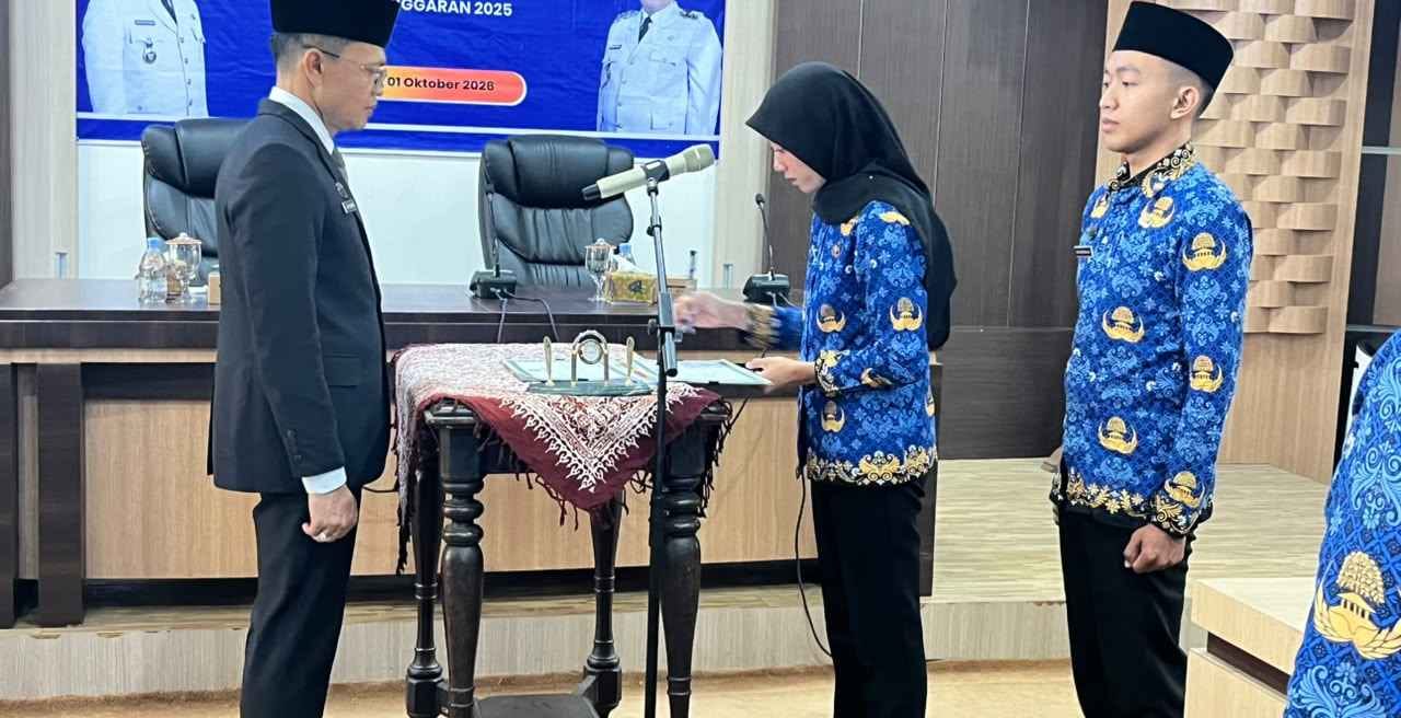 Resmi Jadi PNS, Dua Lulusan IPDN di Tegal Diminta Jaga Integritas dan Melek Teknologi