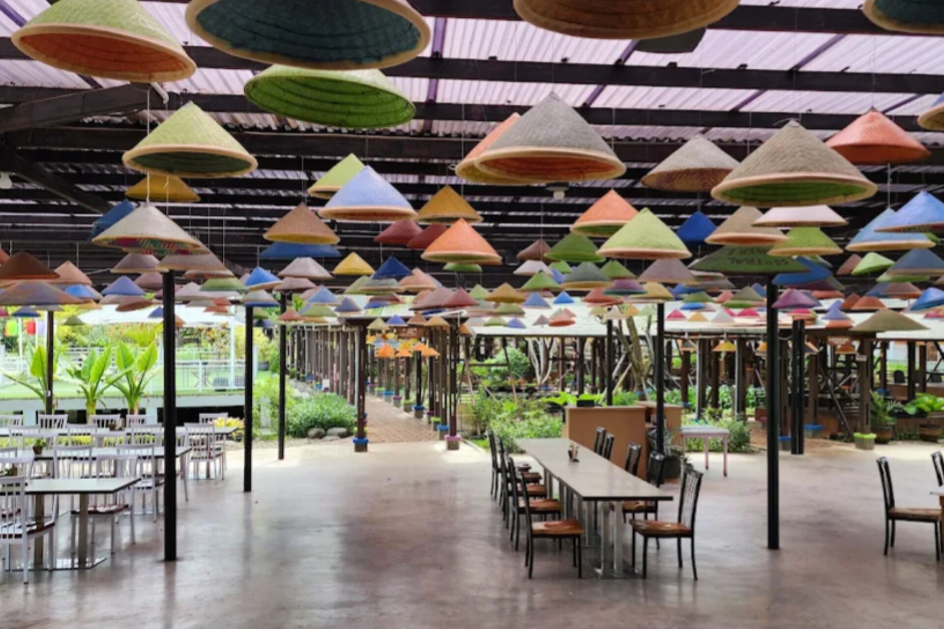 3 Restoran di Semarang dengan View Keren, Tempat Makan yang Bikin Betah dan Instagramable Banget!